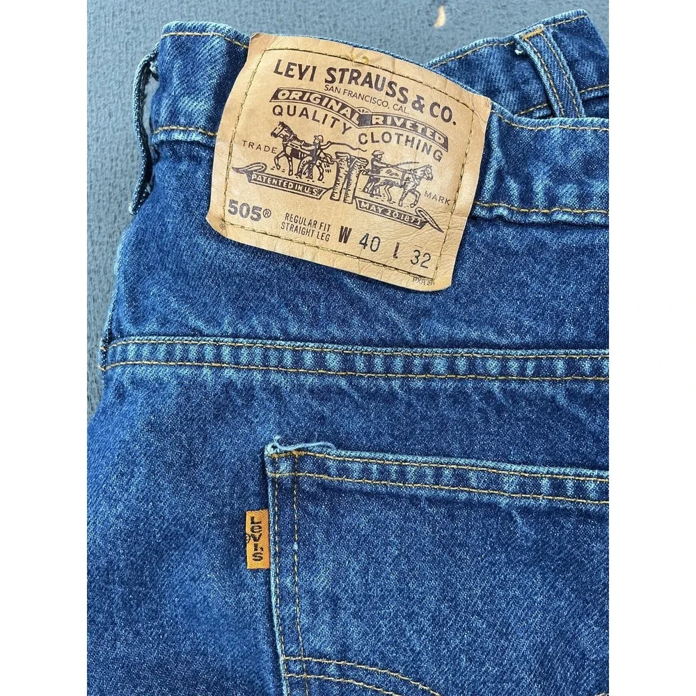 Levis Shorts Mens 40 Blue Dark Wash Denim Bermuda Frayed Hem 12 Inseam